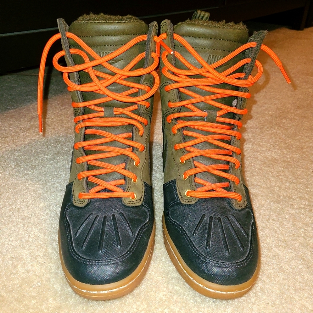 Nike sky hi platform wedge sneakers RARE COLOR!